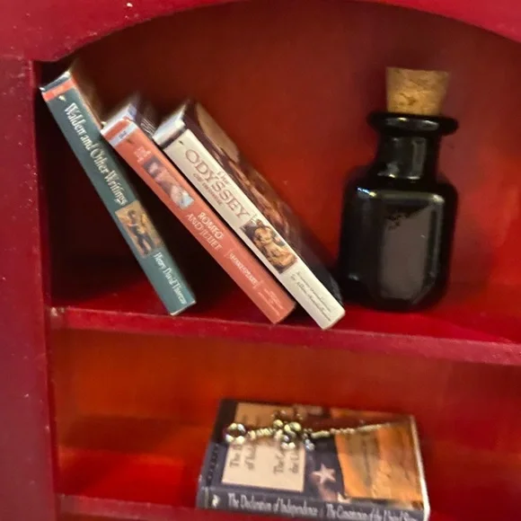 Dollhouse - Picture 2 of 3